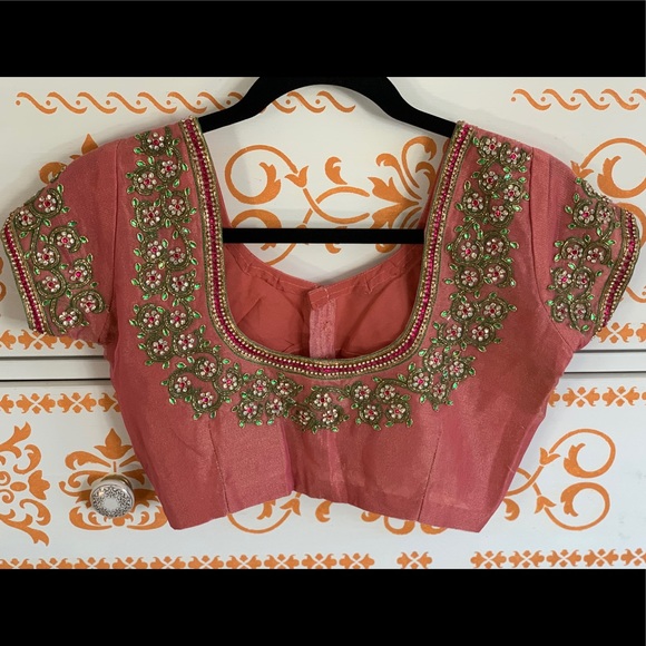 Saree & Blouse - Picture 2 of 7